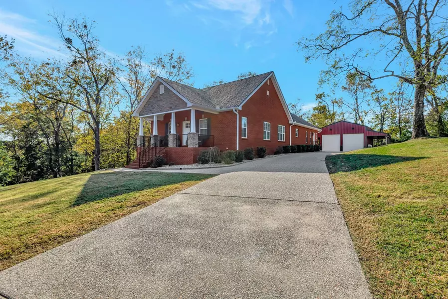 90 Rivercrest Ln, Castalian Springs, TN 37031