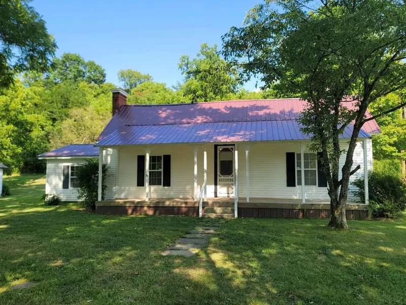 5 Little Salt Lick Rd, Carthage, TN 37030