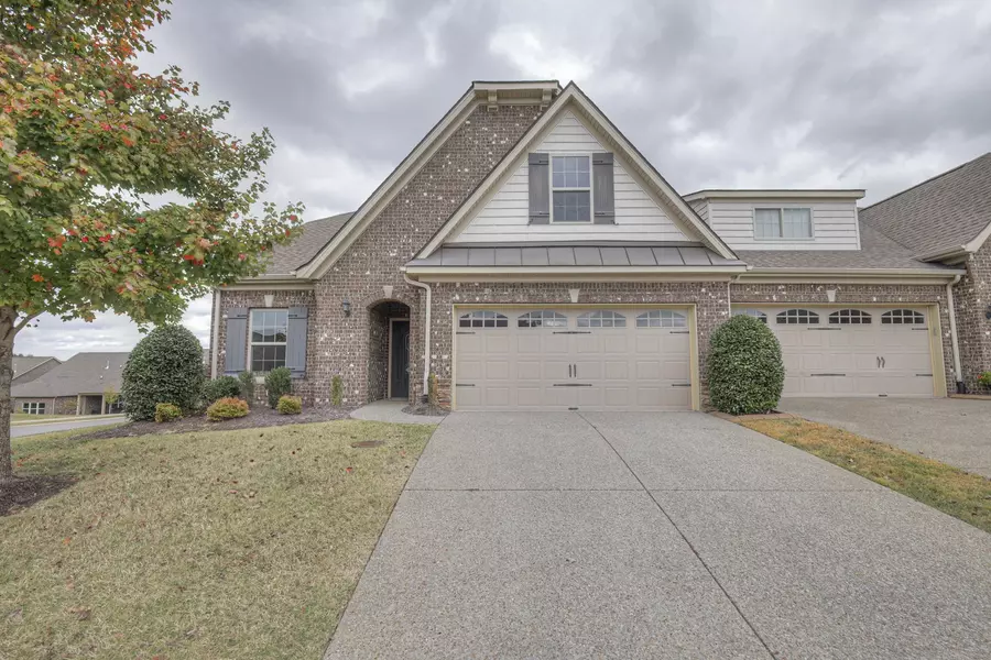 1371 Whispering Oaks Drive, Lebanon, TN 37090