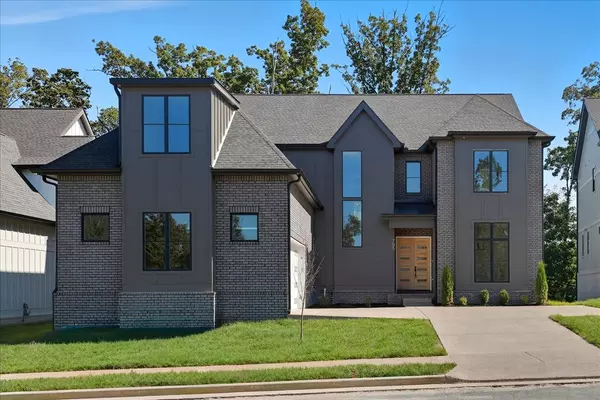 795 Summit Oaks Court, Nashville, TN 37221