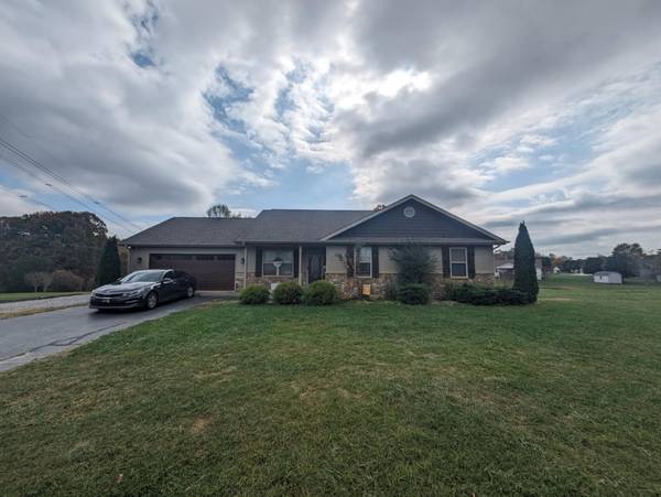 3168 Pomona Rd, Crossville, TN 38571