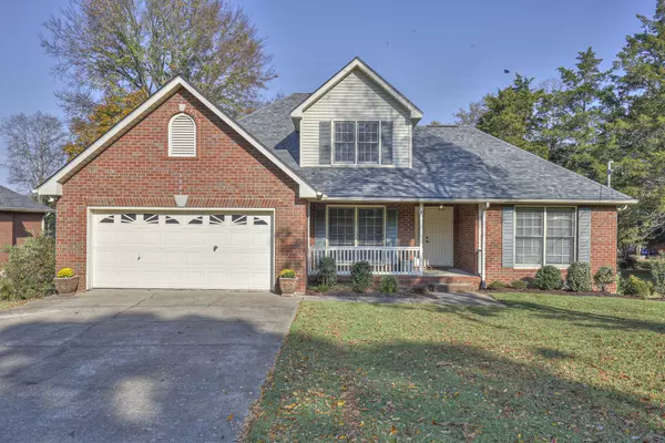 310 Shadowood Dr,  Smyrna,  TN 37167