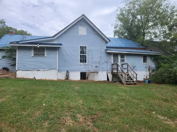 Pulaski, TN 38478,321 W Washington St