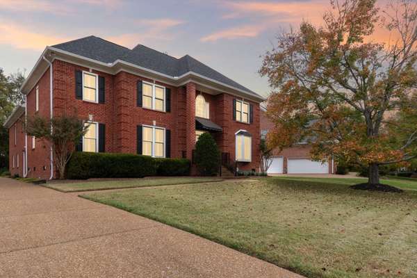 1752 Stillwater Cir, Brentwood, TN 37027