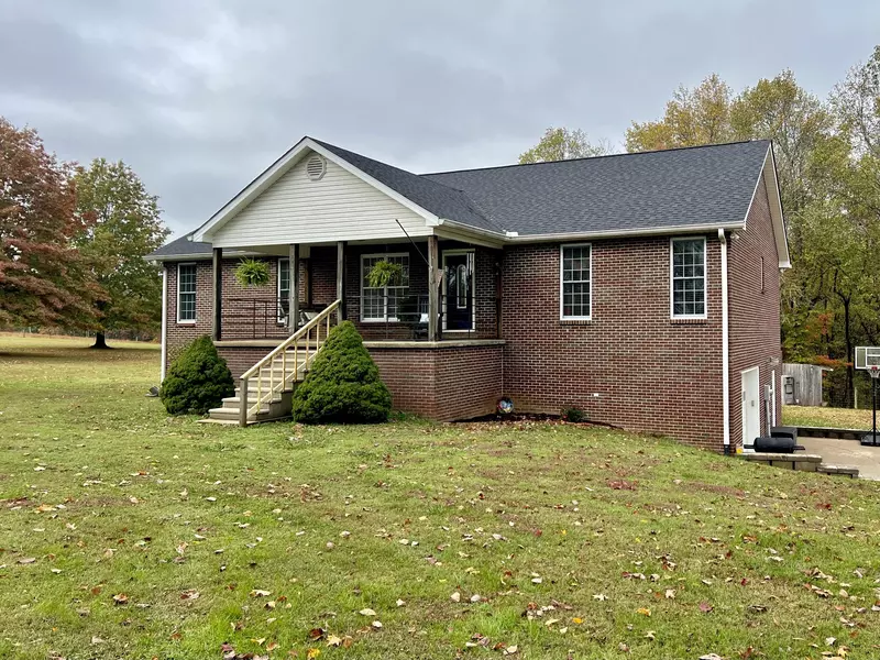 499 Sands Rd, Pulaski, TN 38478