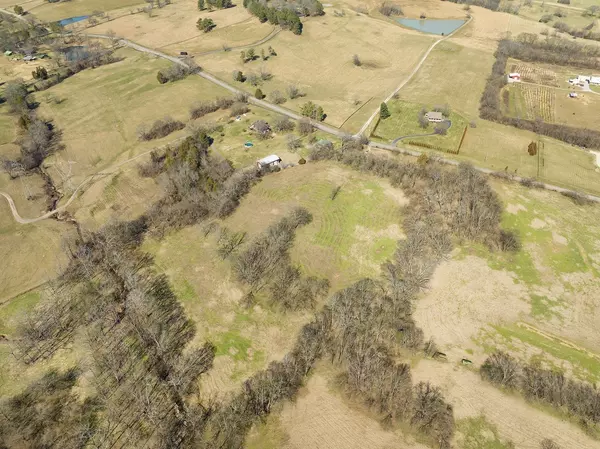 Columbia, TN 38401,2 Darks Mill Rd