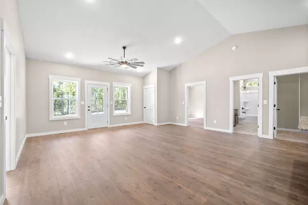 Erin, TN 37061,4 Rocky Top Lane