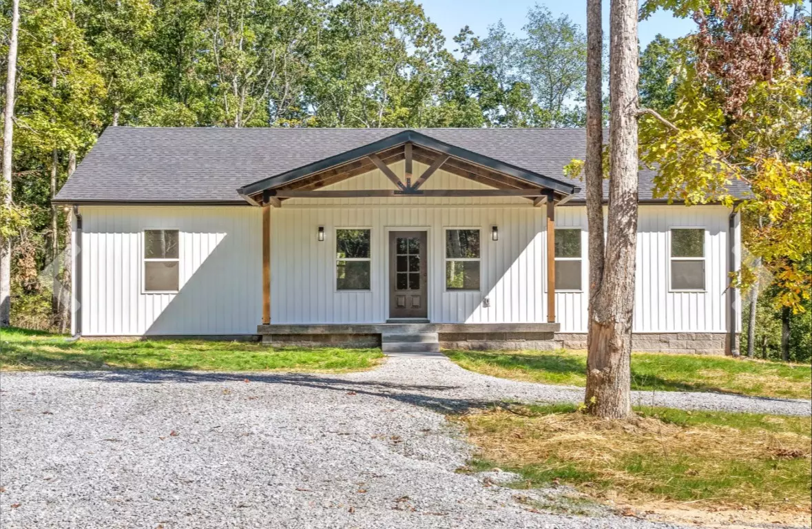 Erin, TN 37061,4 Rocky Top Lane