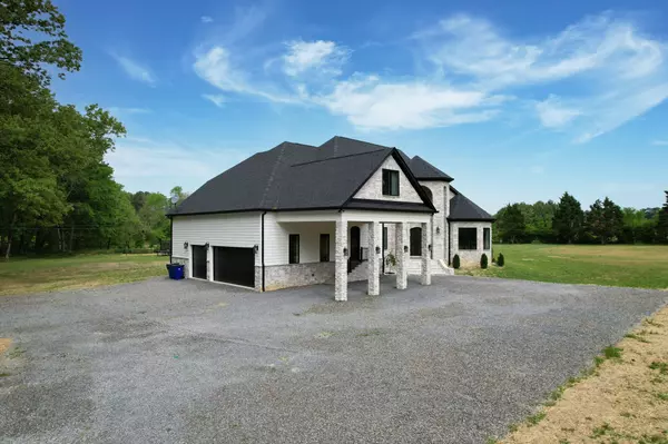 Cleveland, TN 37323,1530 Strawhill Rd #SE