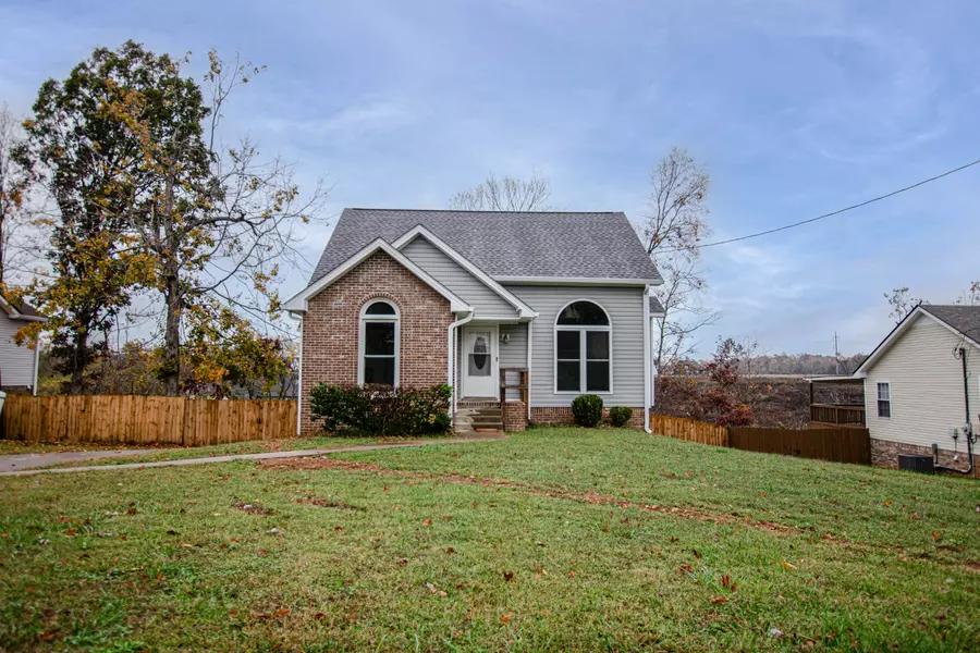 125 Whitehall Dr, Clarksville, TN 37042