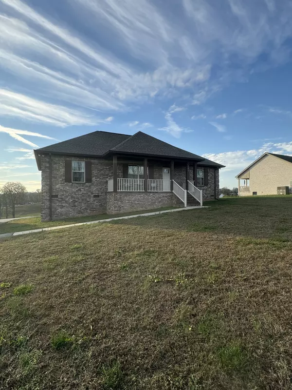 Castalian Springs, TN 37031,105 Hunting Hills Cir