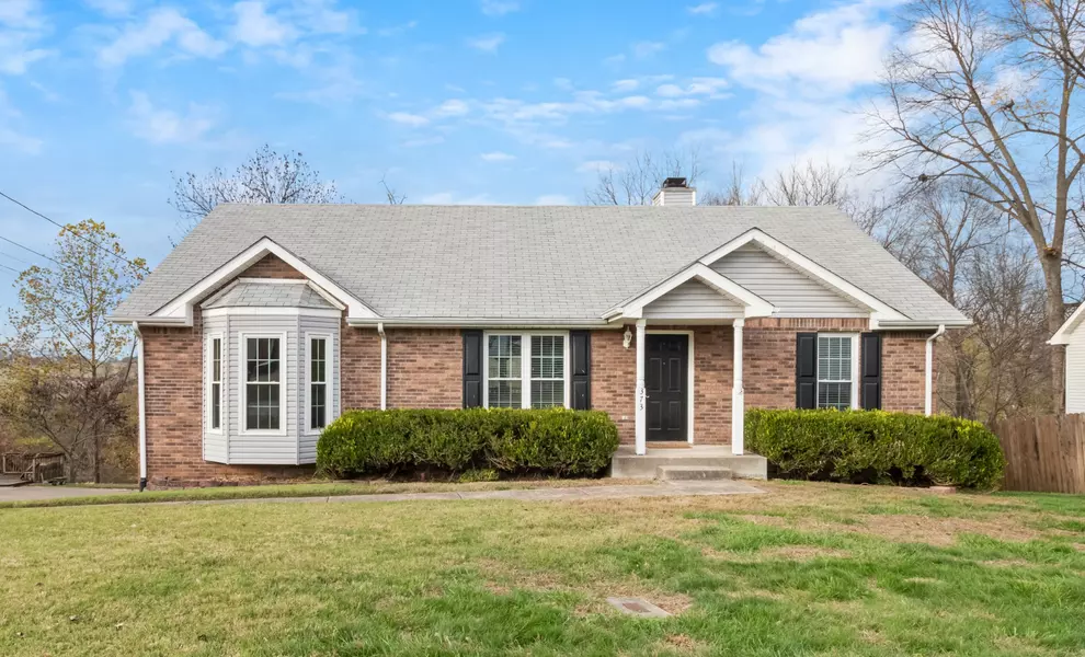 373 Brook Mead Dr, Clarksville, TN 37042