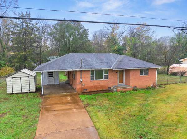 112 Brookside Dr,  Linden,  TN 37096