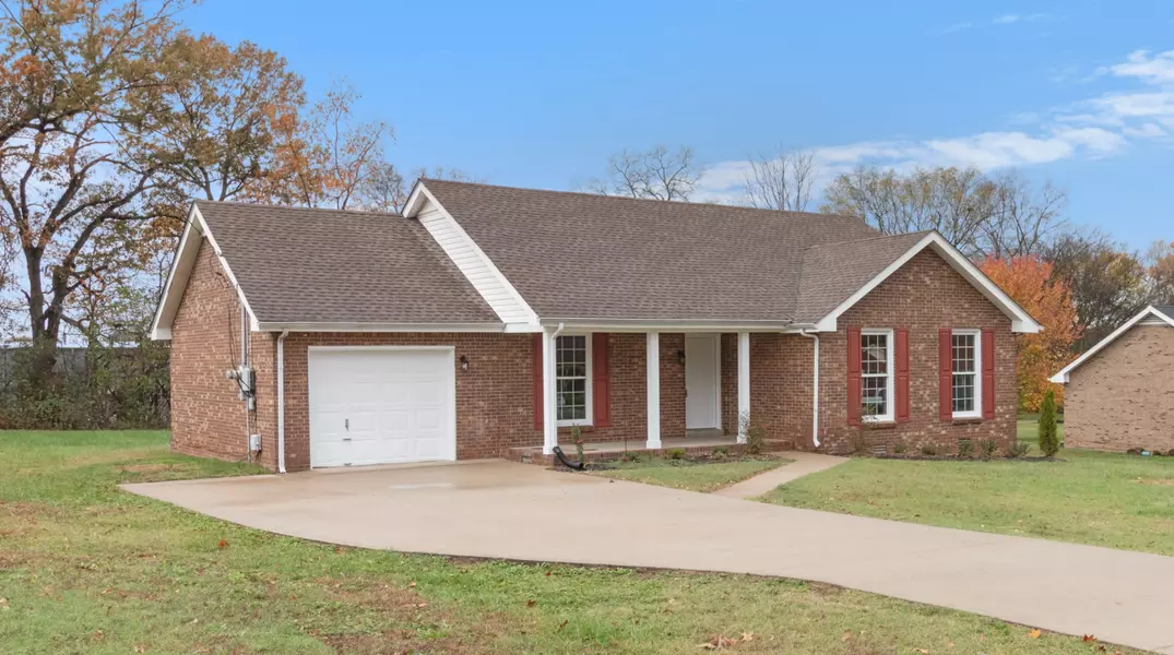 2508 Atwood Dr, Clarksville, TN 37040