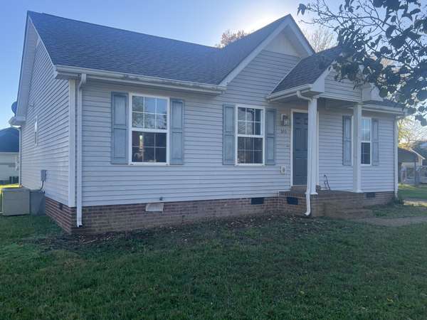 203 Bonnie Dr, Portland, TN 37148