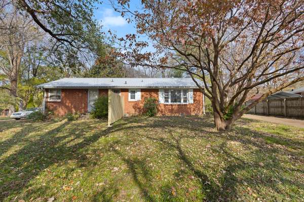 722 Currey Rd, Nashville, TN 37217