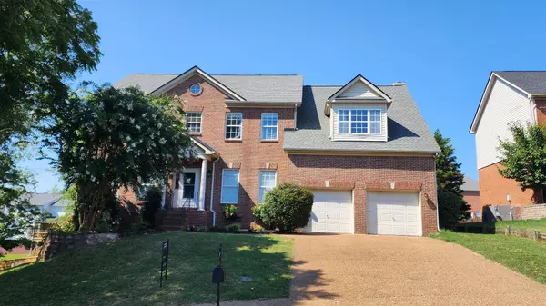 151 Mansker Park Dr, Hendersonville, TN 37075