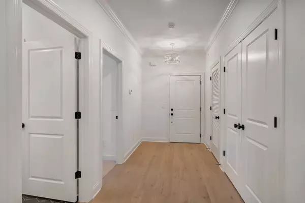 Nashville, TN 37221,2002 Gildridge Dr #303