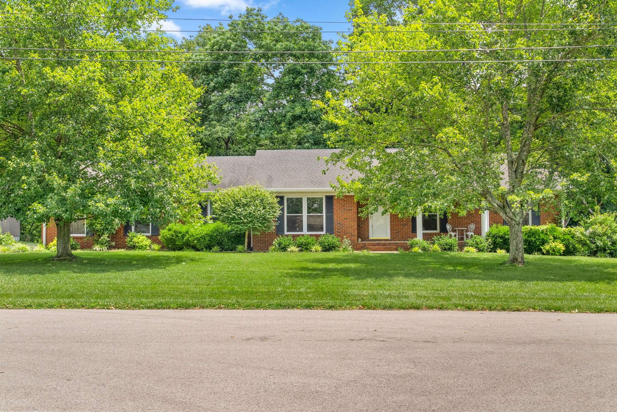 Hopkinsville, KY 42240,230 Crossbow Ct