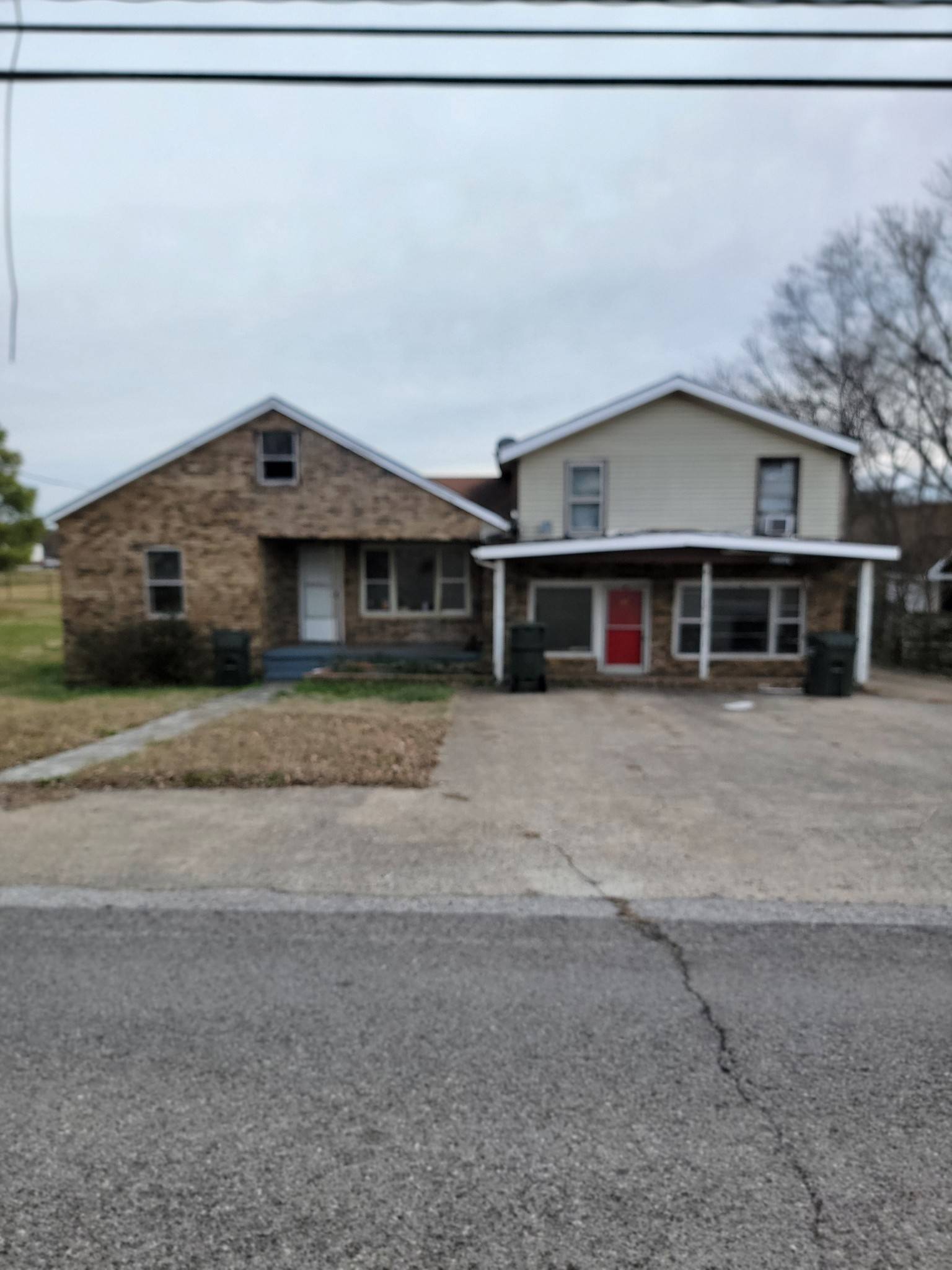 109 Sanderson Dr, Hopkinsville, KY 42240