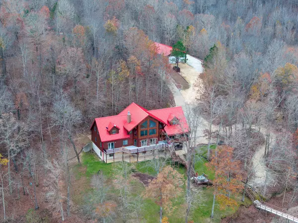 Big Sandy, TN 38221,95 Birch Bark Ln