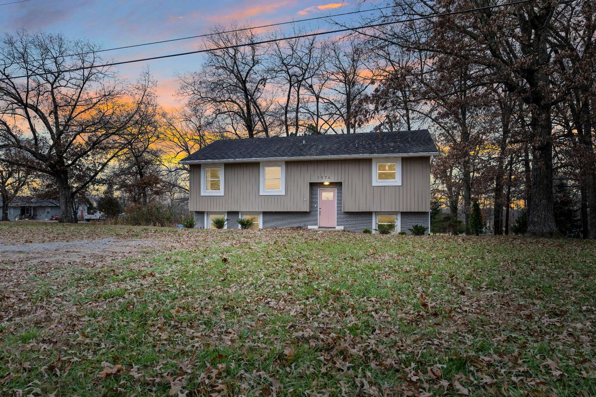 1176 Lafayette Rd, Clarksville, TN 37042