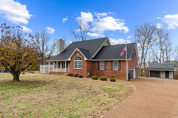 140 Covington Bend, White House, TN 37188