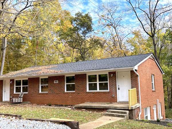 492 Oak St #C, Clarksville, TN 37042