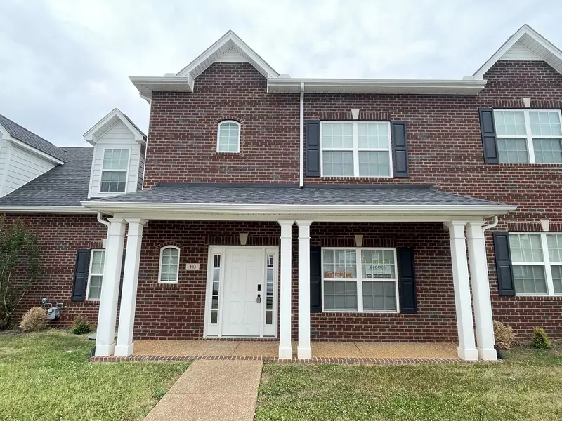 203 Laurelwood Dr, White House, TN 37188