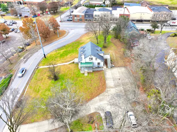 Goodlettsville, TN 37072,106 E Cedar St