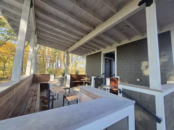 Clarksville, TN 37043,6 Dunbar Bluff