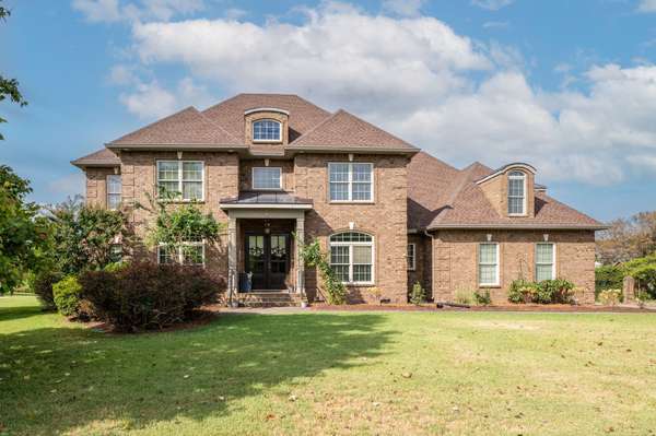 3114 Landview Dr, Murfreesboro, TN 37128