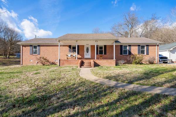 3480 Ella West Cir, Lynnville, TN 38472