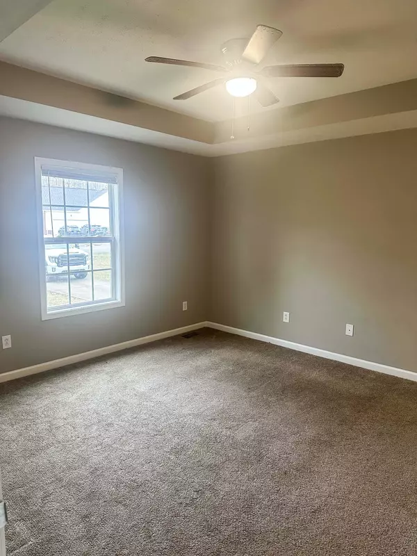 Chapel Hill, TN 37034,1511 Rebecca Dr