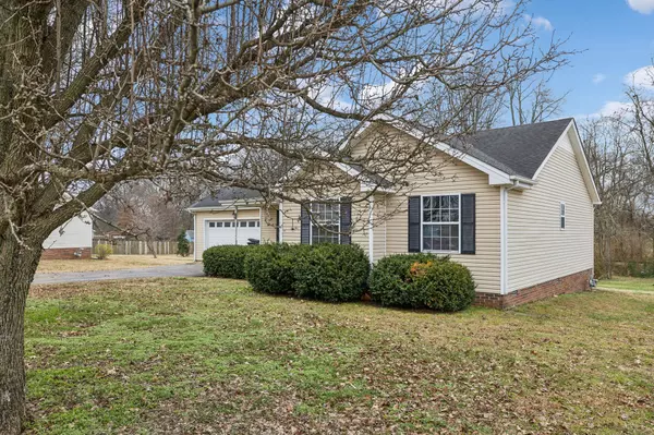 526 Winning Dr, Columbia, TN 38401