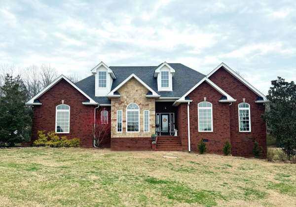 4947 Albert Fentress Rd, Greenbrier, TN 37073