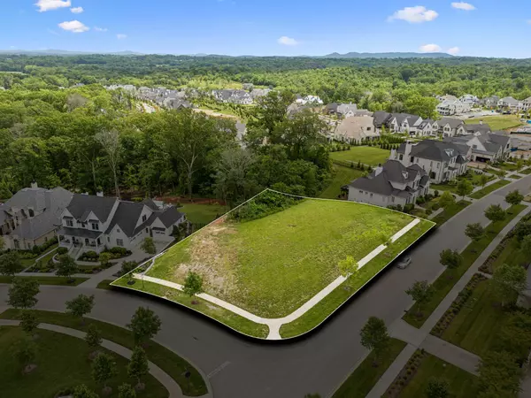 8601 Belladonna Dr, College Grove, TN 37046