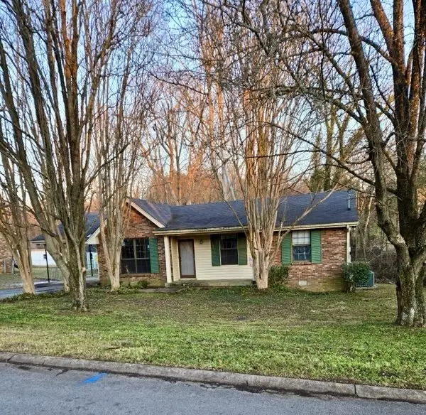 208 Lookout Dr, Old Hickory, TN 37138