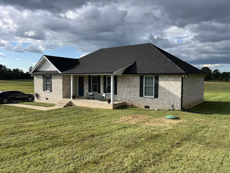 440 Jack Porter Rd, Lafayette, TN 37083