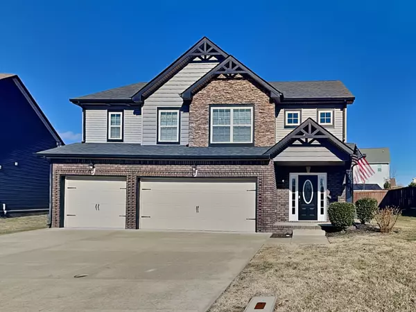 412 Sedgwick Ln, Clarksville, TN 37043