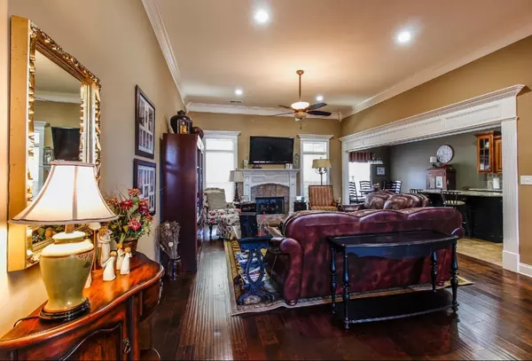 Waverly, TN 37185,145 Airport Ct