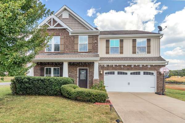 1001 Harwell Ln, Murfreesboro, TN 37128