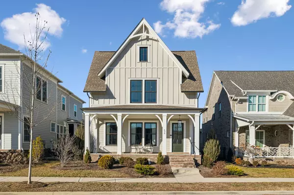 636 Jackson Falls Dr,  Nashville,  TN 37221