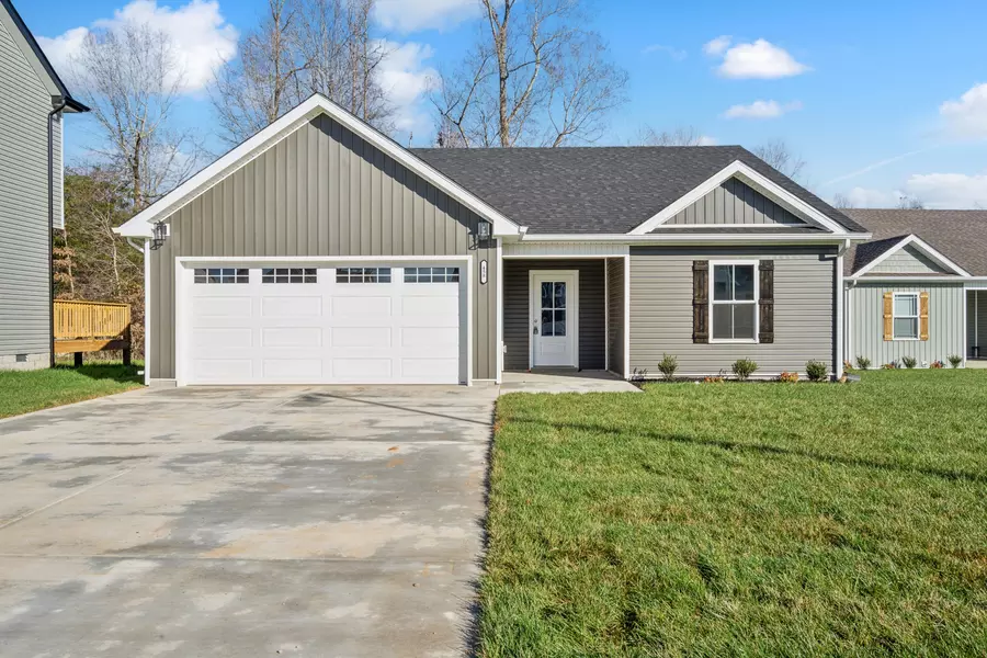 1433 Isaiah Dr, Clarksville, TN 37042