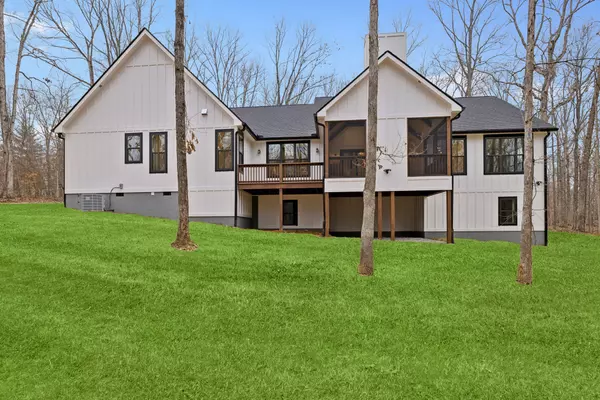 Kingston Springs, TN 37082,1091 Bald Eagle Dr