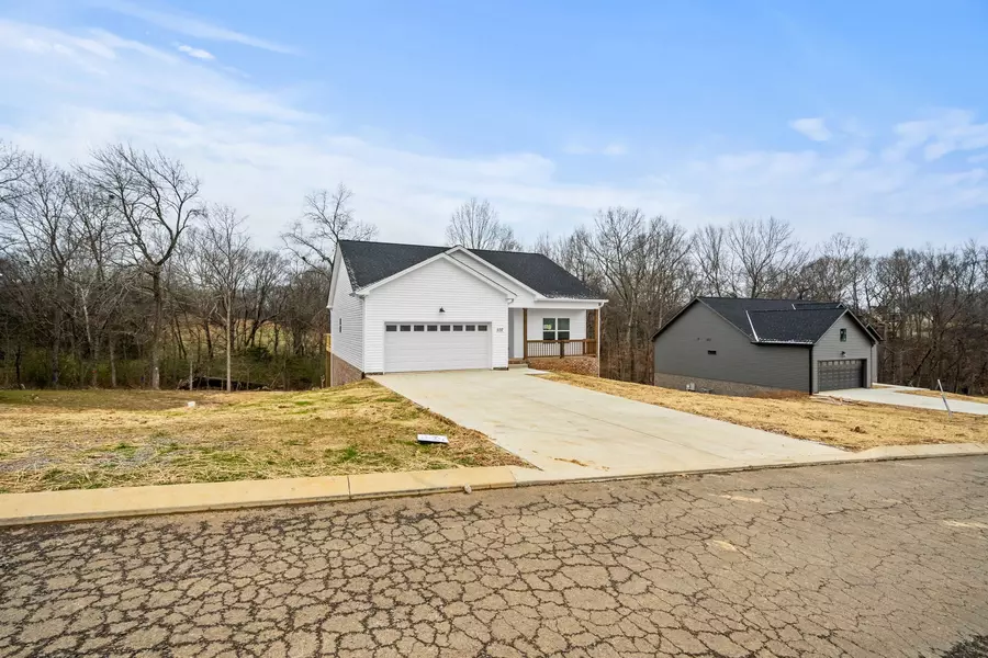 1137 Angus Way, Greenbrier, TN 37073