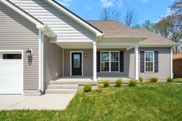 Clarksville, TN 37043,251 Earl Slate