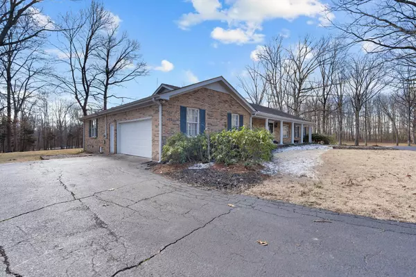 Monteagle, TN 37356,706 Sampley St