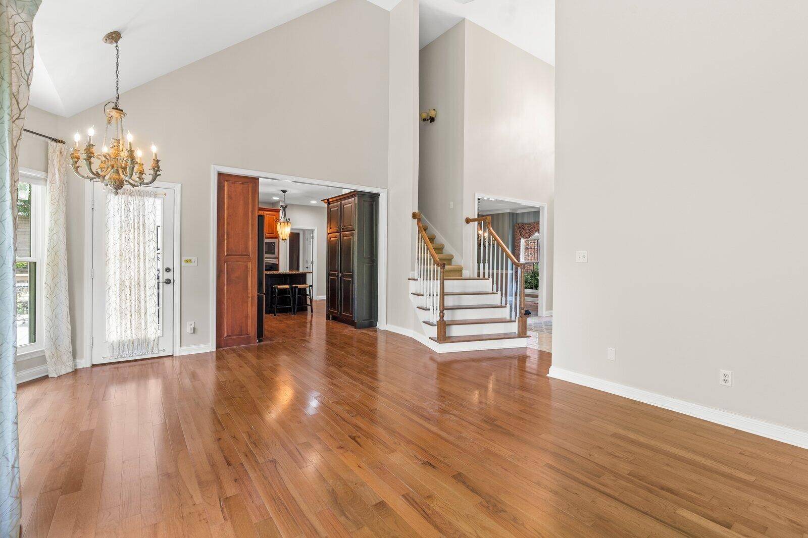Signal Mountain, TN 37377,2108 Valleydale Lane
