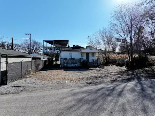 Nashville, TN 37210,345 Valeria St